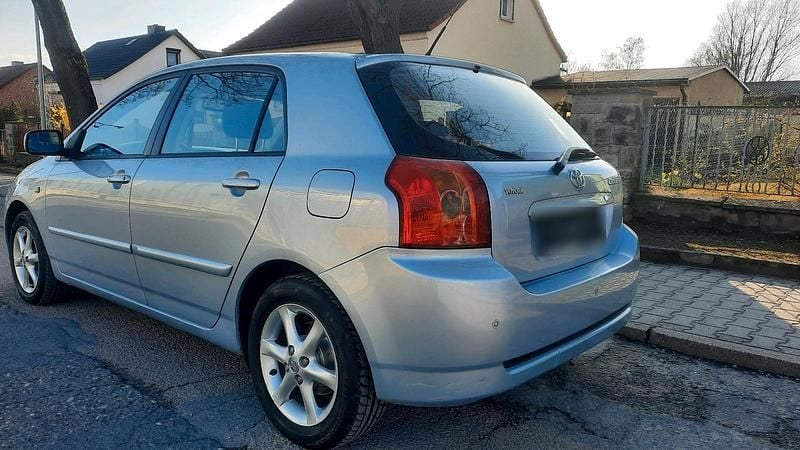 Gebraucht Toyota Corolla 110 PS (80 kW) 2005 Blau Limousine