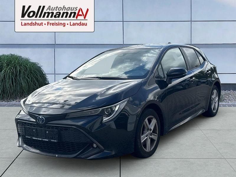 Schwarz Gebraucht 2022 Toyota Corolla Team Limousine | 20.900 € (Fairer Preis) - Bild 1/4