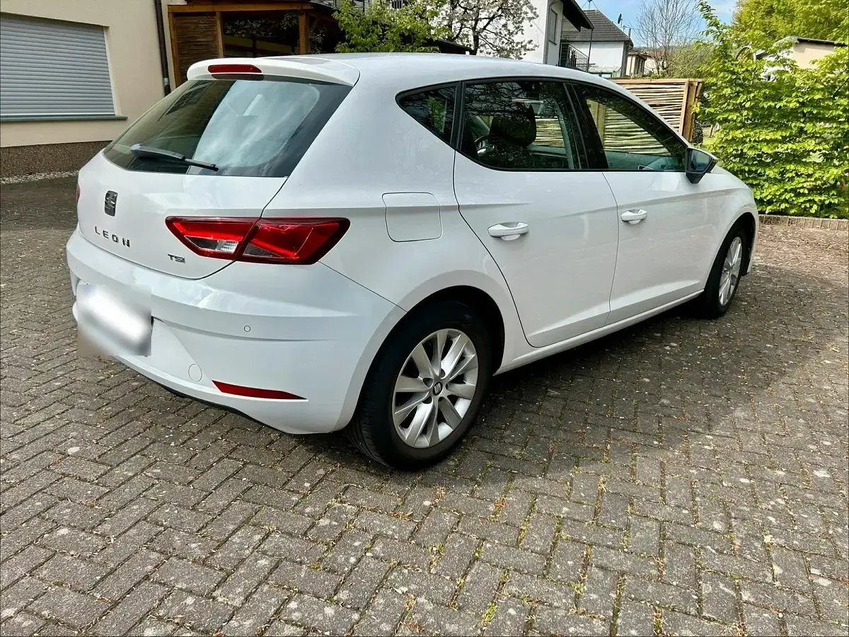 Gebraucht Seat Leon 110 PS (80 kW) 2017 Weiß Limousine