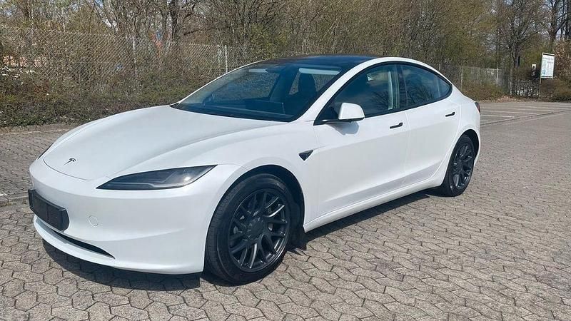 Gebraucht Tesla Model 3 366 kW (498 PS) 2023 Weiß Limousine