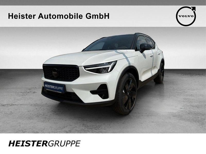 Weiß Neu 2026 Volvo XC40 Plus SUV | 48.052 € (Teuer) - Bild 1/4
