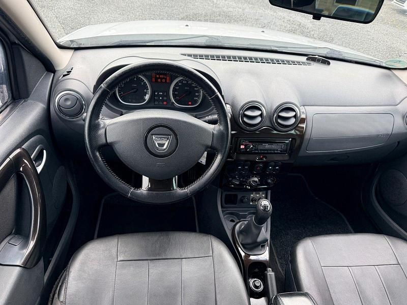 Używany Dacia Duster Prestige 105 KM (77 kW) 2012 Srebrny SUV