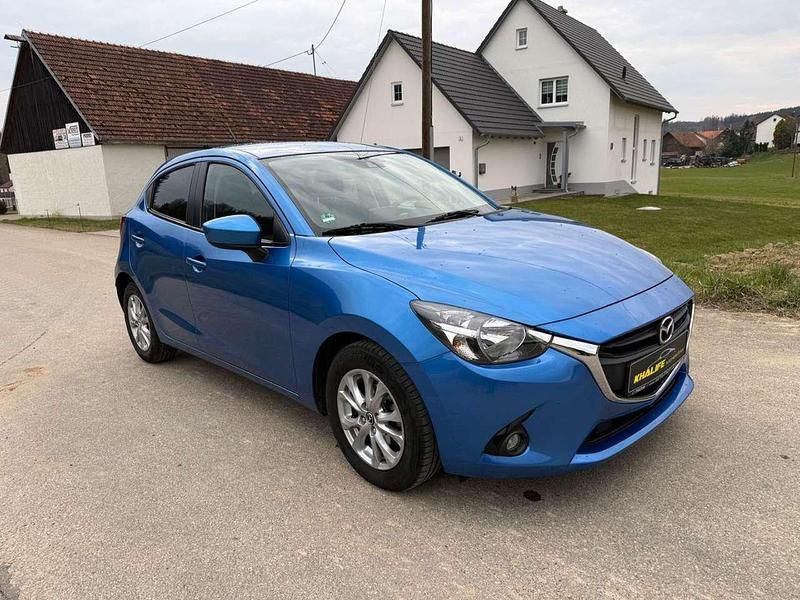 Gebraucht Mazda 2 Center-Line 90 PS (66 kW) 2016 Blau Kleinwagen