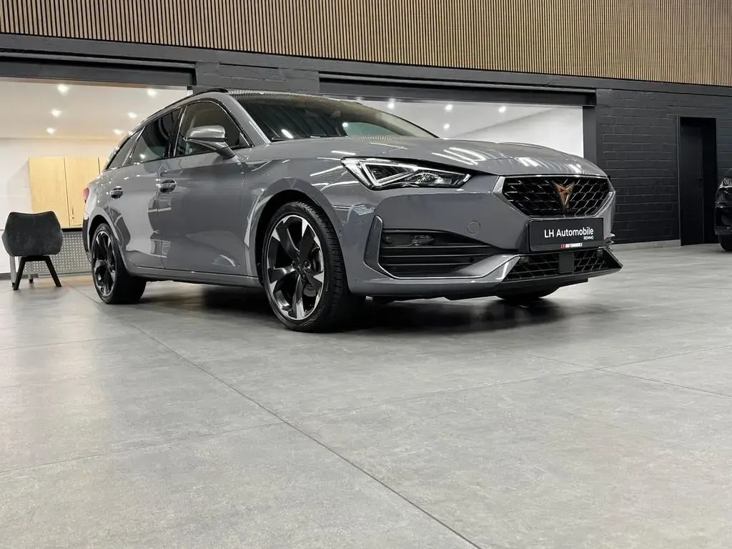 Gebraucht Cupra Leon Basis 150 PS (110 kW) 2023 Grau Limousine