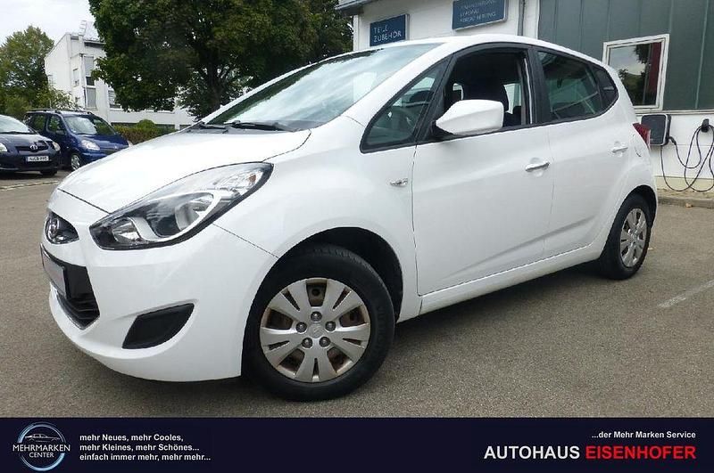 Weiß Gebraucht 2013 Hyundai ix20 Edition Van / Kleinbus | 5.390 € (Fairer Preis) - Bild 1/4