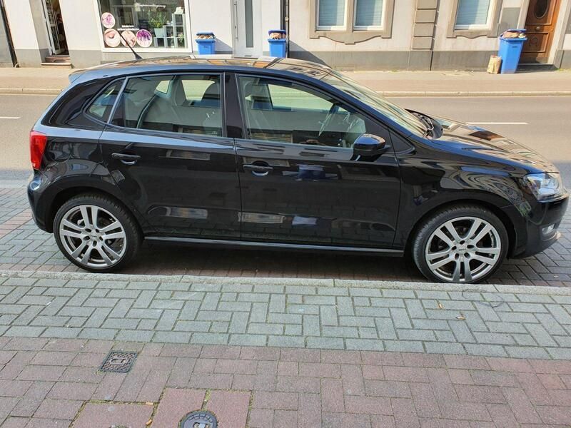 Schwarz Gebraucht 2011 VW Polo Sportline Kleinwagen | 7.800 € (Etwas zu teuer) - Bild 1/4