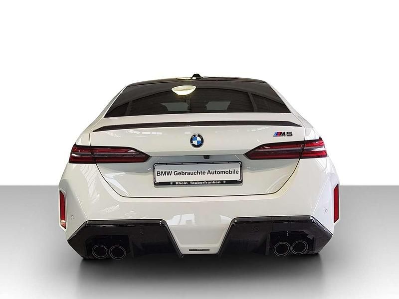 Gebraucht BMW M5 727 PS (534 kW) 2024 Alpinweiß uni Limousine