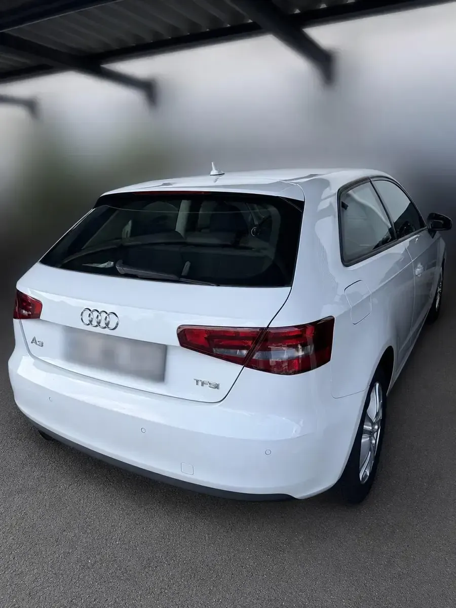 Gebraucht Audi A3 Sportback 124 PS (91 kW) 2014 Weiß Kleinwagen