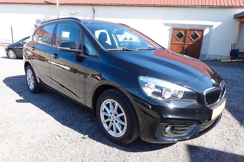 Gebraucht BMW 218 Active Tourer Advantage 136 PS (100 kW) 2016 Schwarz Van / Kleinbus