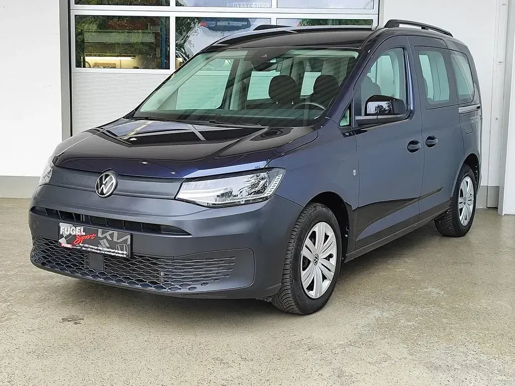 Gebraucht VW Caddy 122 PS (89 kW) 2023 Starlight blue metallic Van / Kleinbus