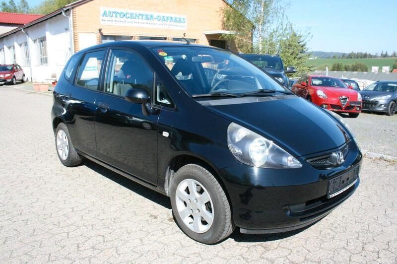 Schwarz Gebraucht 2004 Honda Jazz LS Kleinwagen | 2.250 € (Fairer Preis) - Bild 1/4