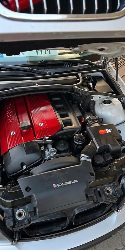 Gebraucht BMW 320 Sport Line 150 PS (110 kW) 1998 Silber Limousine