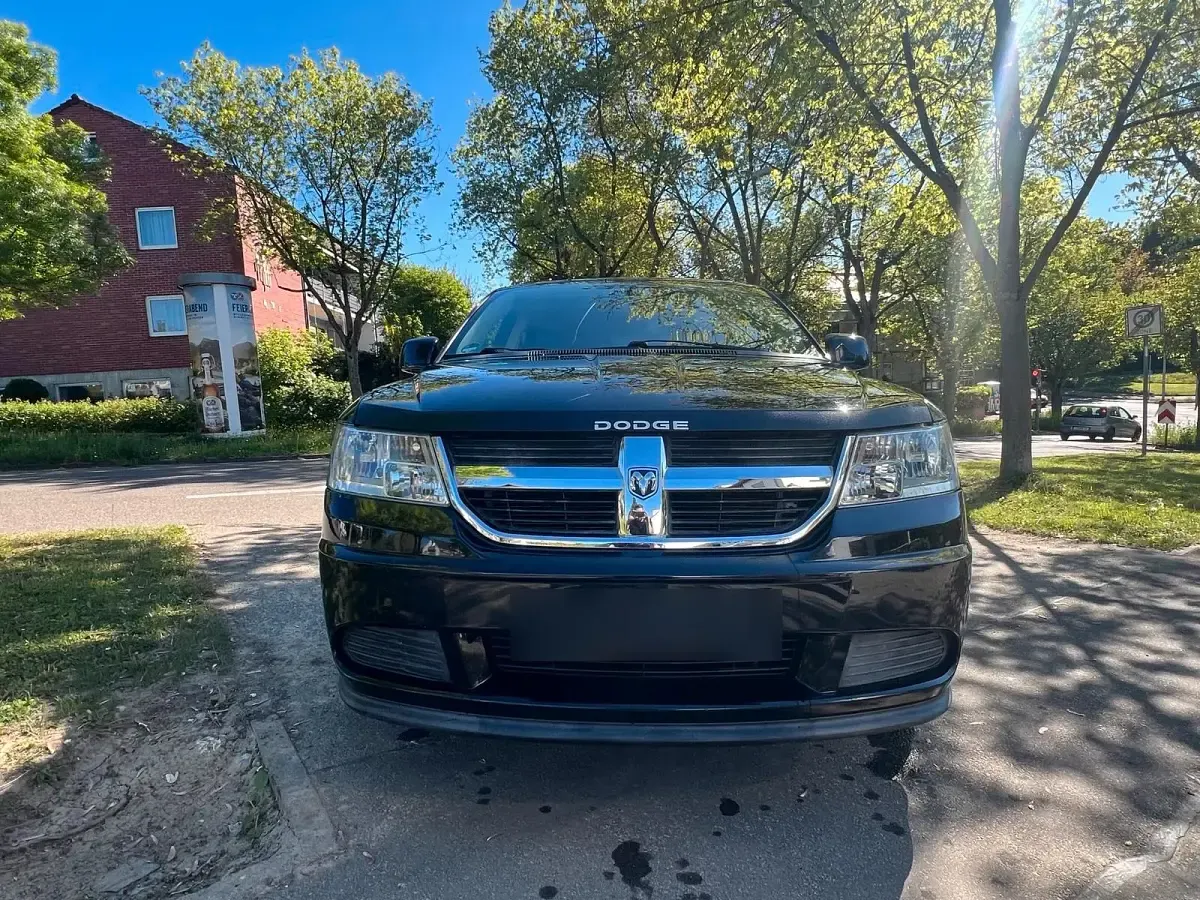 Używany Dodge Journey 170 KM (125 kW) 2009 Czarny SUV
