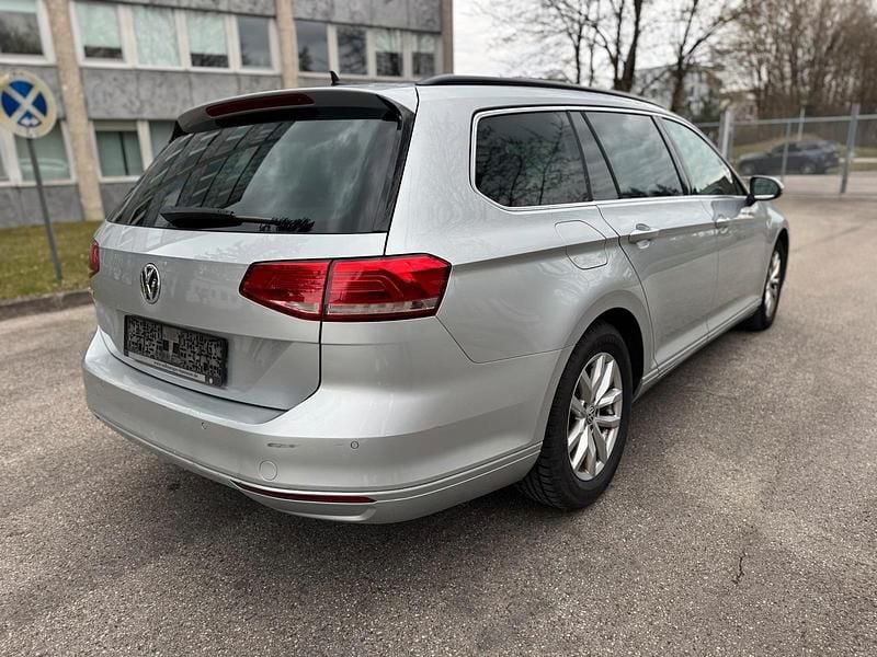 Gebraucht VW Passat 150 PS (110 kW) 2015 Silber Kombi