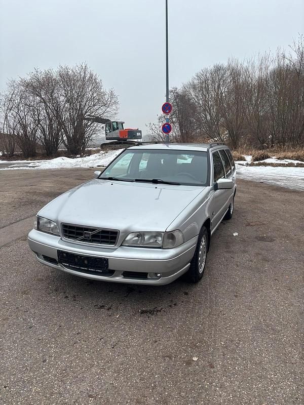 Gebraucht Volvo V70 170 PS (125 kW) 2000 Silber Kombi