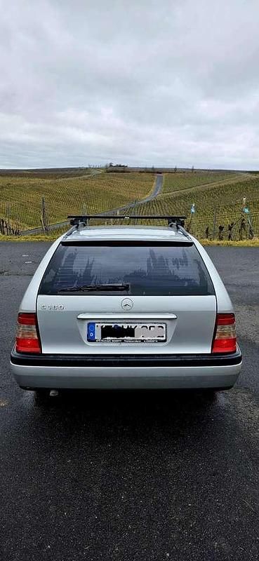 Gebraucht Mercedes C180 Classic 122 PS (89 kW) 1997 Silber Kombi