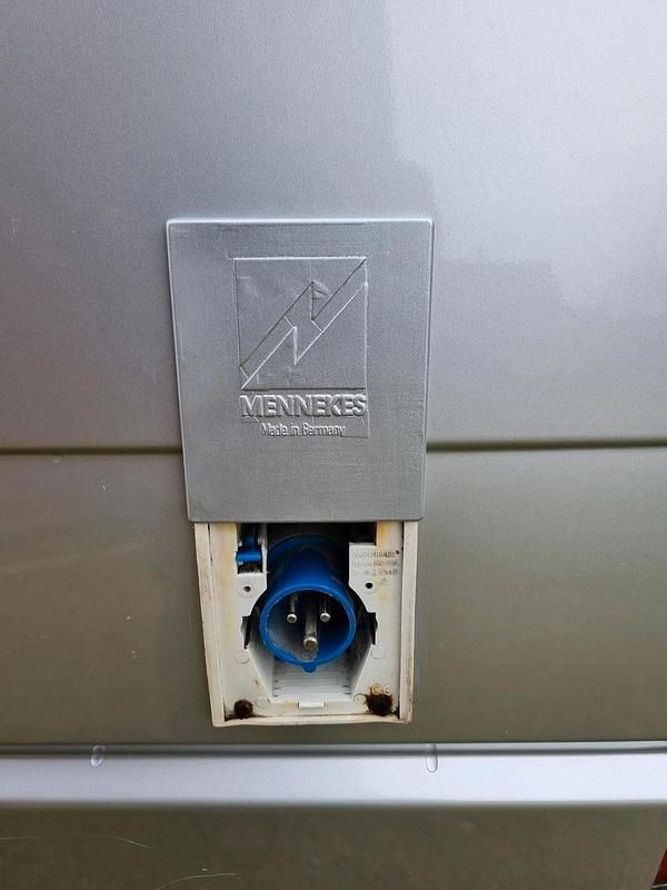 Second-hand VW Transporter 88 CP (64 kW) 2003 Argintiu Van