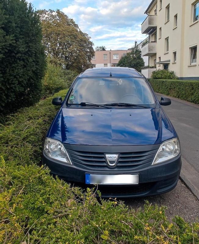 Blau Gebraucht 2009 Dacia Logan MCV Kombi | 1.690 € (Fairer Preis) - Bild 1/4
