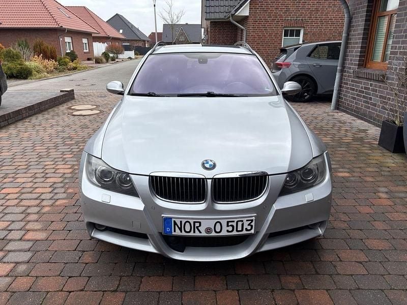 Gebraucht BMW 330 Performance 231 PS (169 kW) 2007 Silber Kombi