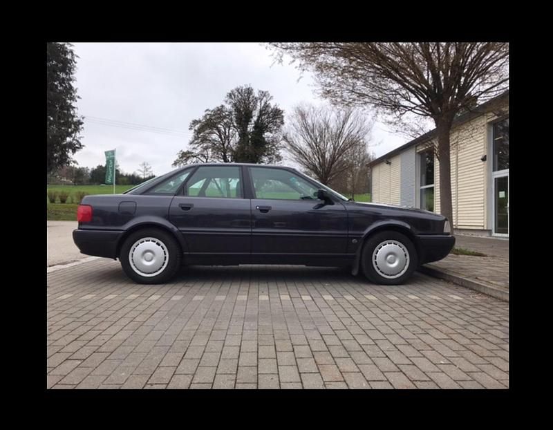 Gebraucht Audi 80 116 PS (85 kW) 1994 Andere farben Limousine