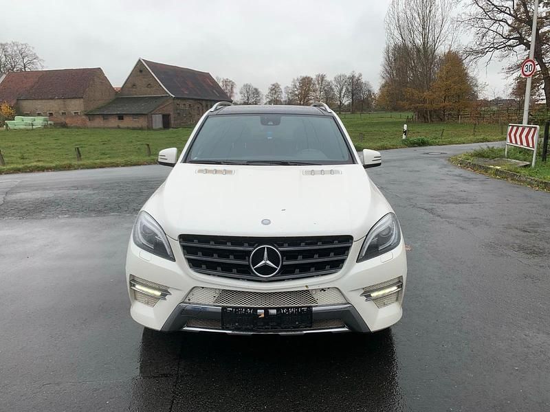 Gebraucht Mercedes 350 258 PS (189 kW) 2013 Weiß SUV