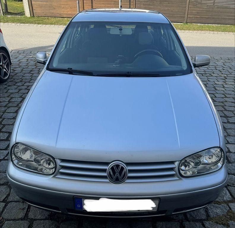 Gebraucht VW Golf IV Basis 105 PS (77 kW) 2004 Silber Limousine