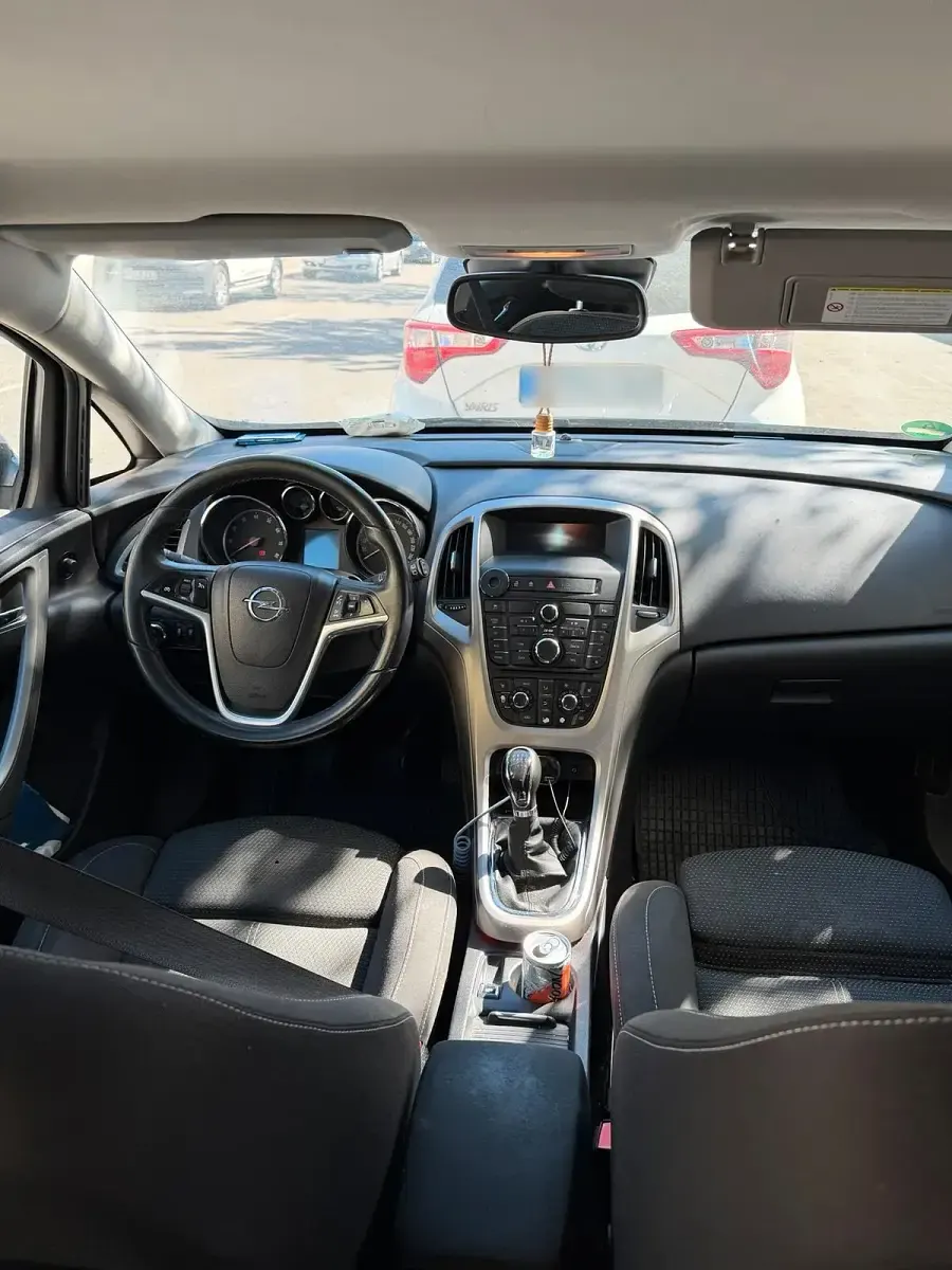 Gebraucht Opel Astra 120 PS (88 kW) 2011 Grau Coupé