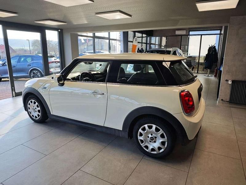 Gebraucht Mini ONE 102 PS (75 kW) 2020 Weiß Kleinwagen