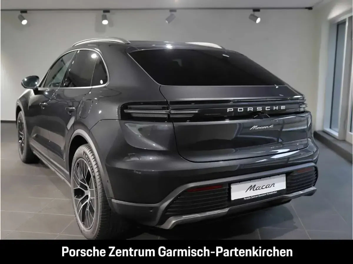 Nowe Porsche Macan 300 kW (408 KM) 2026 Szary SUV