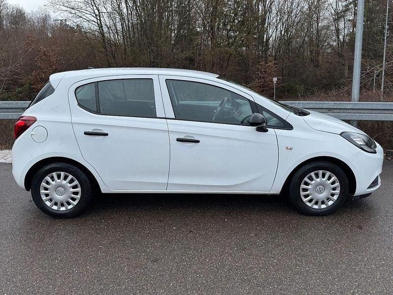 Gebraucht Opel Corsa Selection 69 PS (50 kW) 2016 Weiß Kleinwagen
