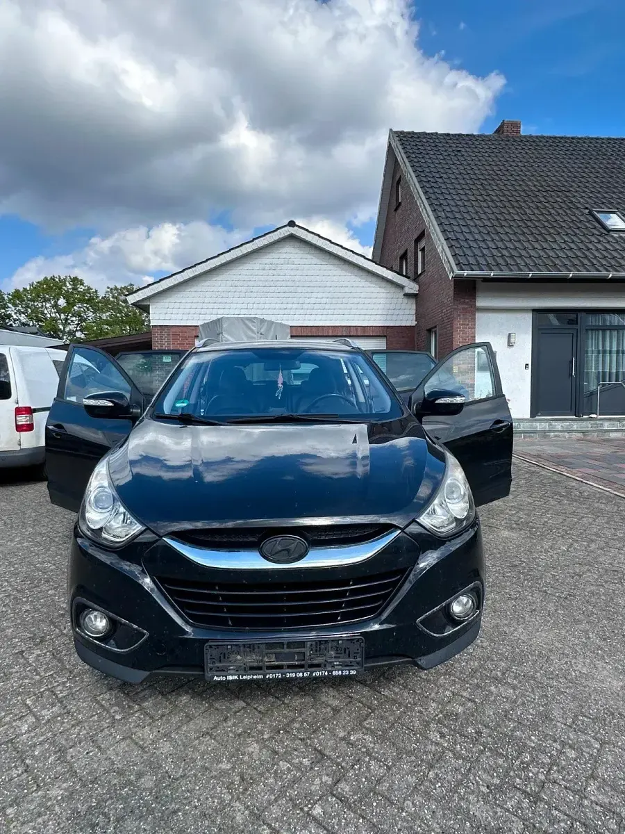 Gebraucht Hyundai ix35 136 PS (100 kW) 2012 Schwarz SUV