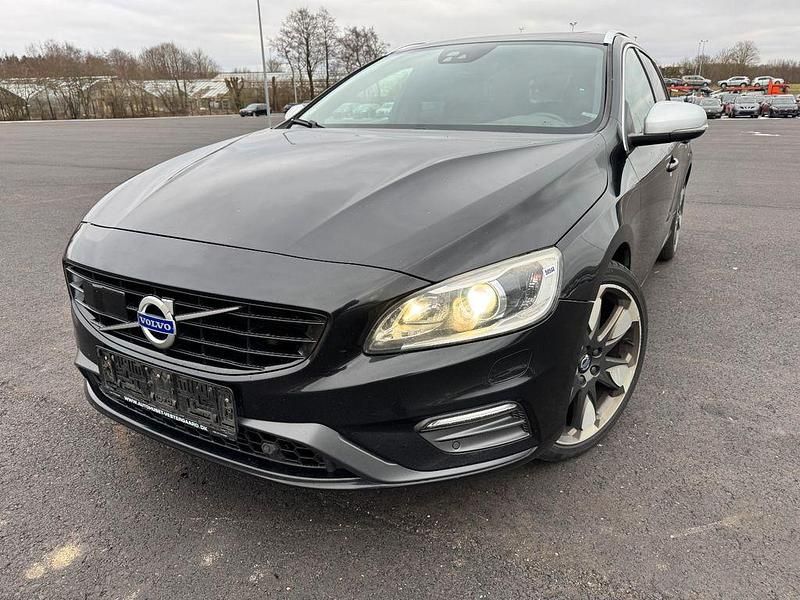 Gebraucht Volvo V60 R-Design 306 PS (225 kW) 2016 Schwarz Kombi
