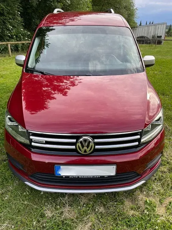Gebraucht VW Caddy S 150 PS (110 kW) 2016 Rot Van / Kleinbus