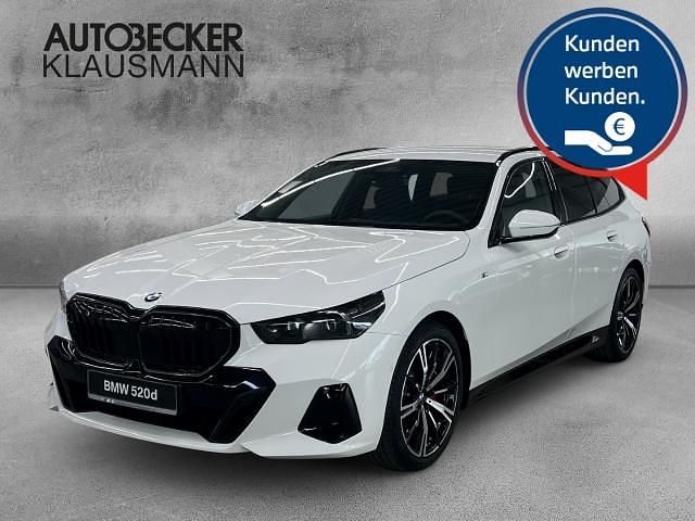 Weiss Neu 2025 BMW 520 M Sport Kombi | 62.490 € (Fairer Preis) - Bild 1/4