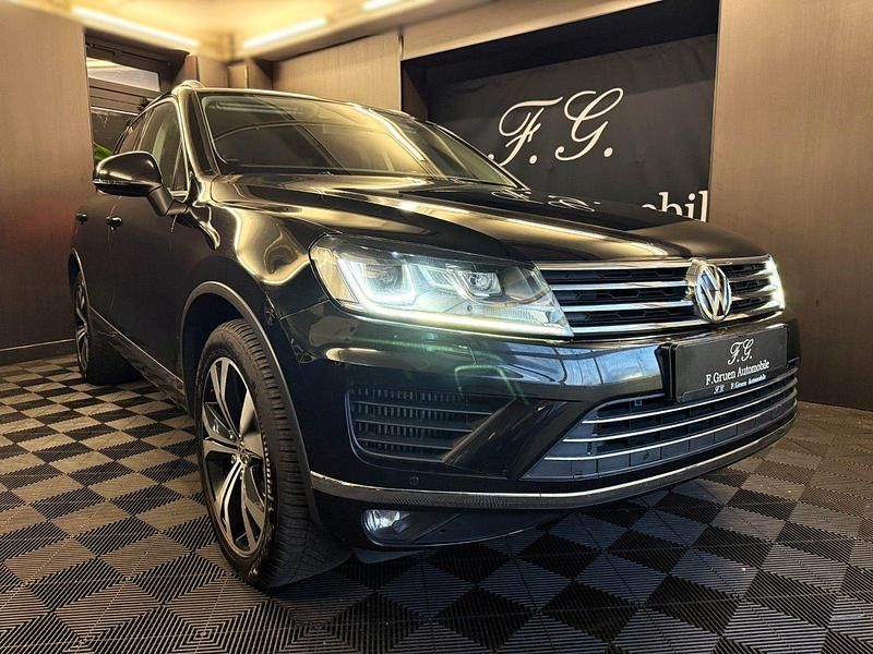 Gebraucht VW Touareg 262 PS (192 kW) 2015 Schwarz SUV