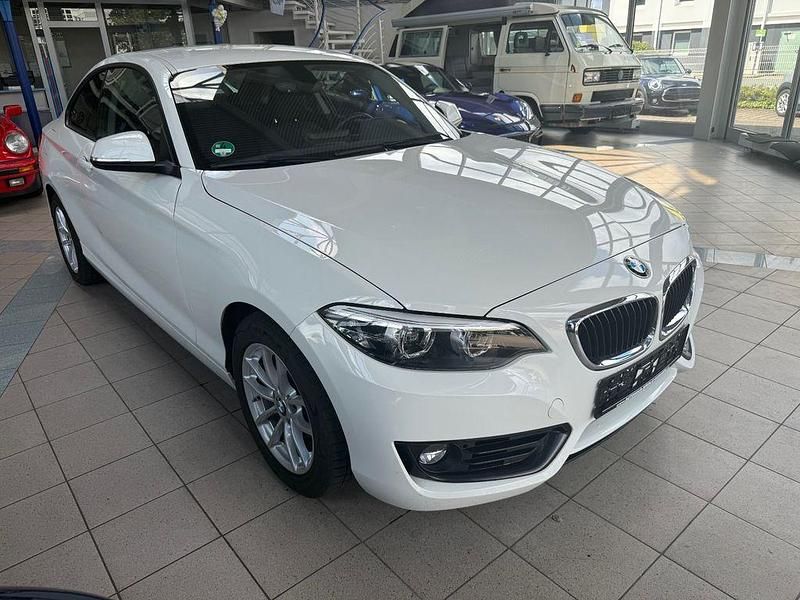 Gebraucht BMW 218 Advantage 136 PS (100 kW) 2019 Weiß Coupé