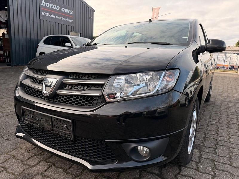 Gebraucht Dacia Sandero Lauréate 75 PS (55 kW) 2013 Schwarz Kleinwagen