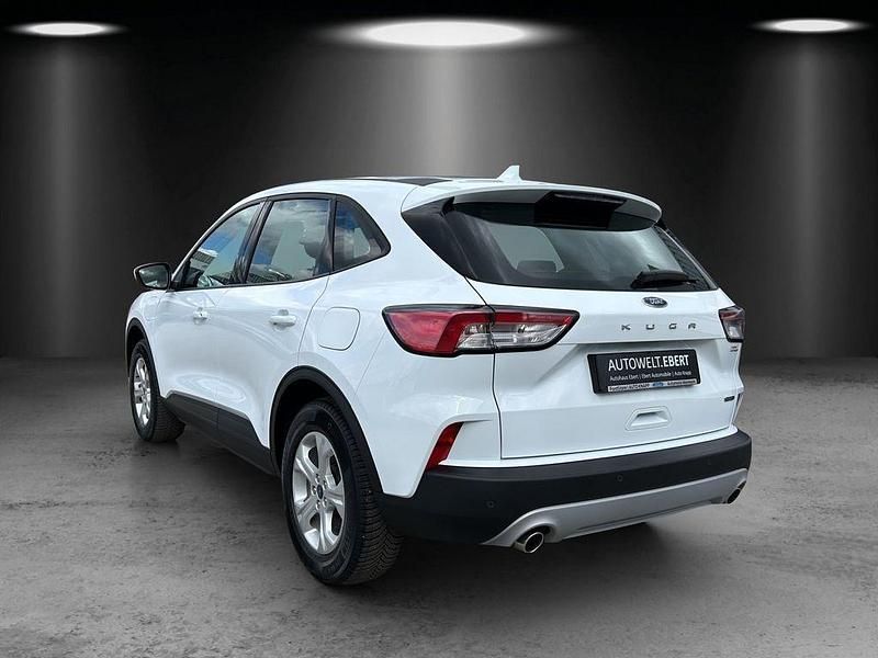 Gebraucht Ford Kuga 224 PS (164 kW) 2022 Frostweiß SUV