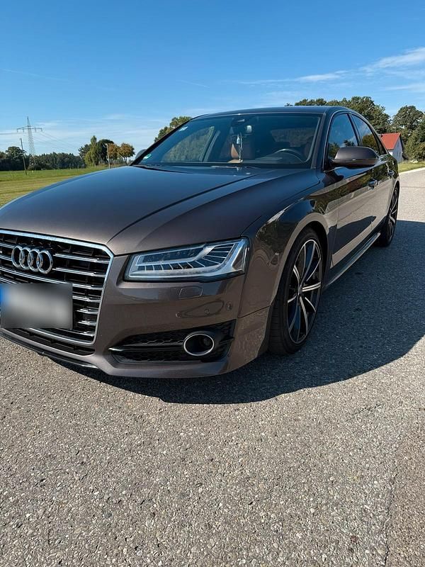 Second-hand Audi A8 262 CP (192 kW) 2017 Maro Berlinǎ