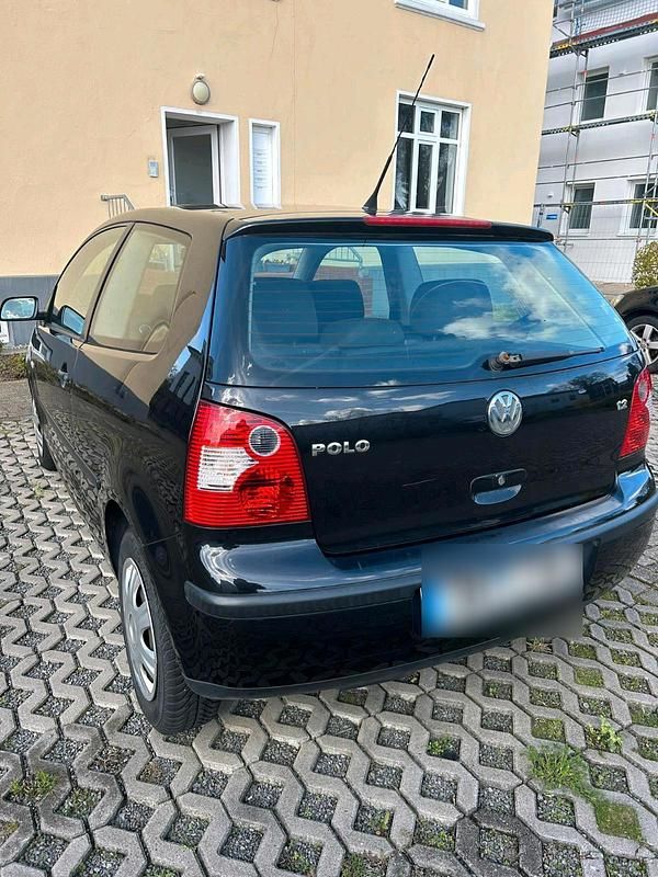Gebraucht VW Polo 80 PS (58 kW) 2003 Schwarz Kleinwagen