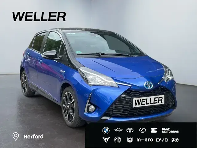 Gebraucht Toyota Yaris Hybrid Style 101 PS (74 kW) 2017 Blau Limousine