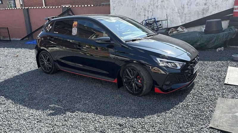 Schwarz Gebraucht 2023 Hyundai i20 N Performance Limousine | 26.950 € (Fairer Preis) - Bild 1/4