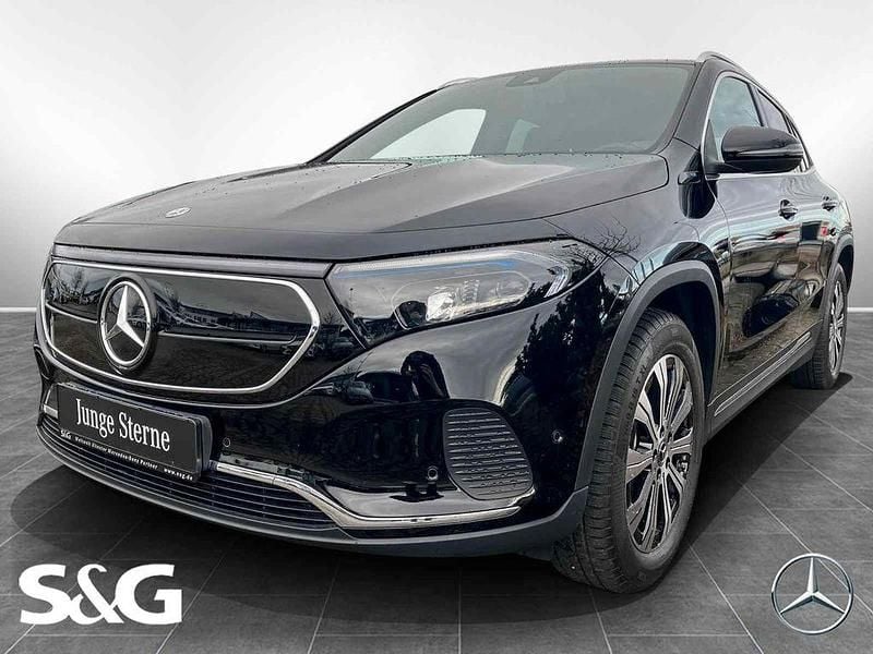 Gebraucht Mercedes EQA350 214 kW (292 PS) 2022 Unilack nachtschwarz SUV