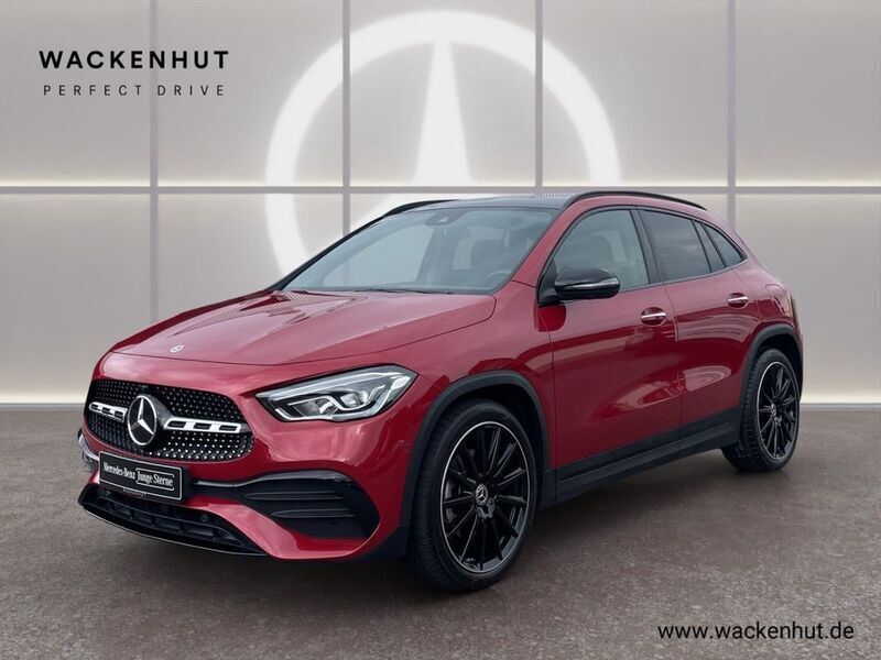 Rot Gebraucht 2021 Mercedes GLA250 AMG SUV | 37.800 € (Fairer Preis) - Bild 1/4