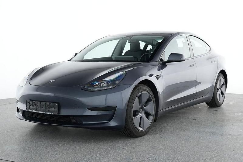 Gebraucht Tesla Model 3 Standard Range 208 kW (283 PS) 2022 Grau Limousine