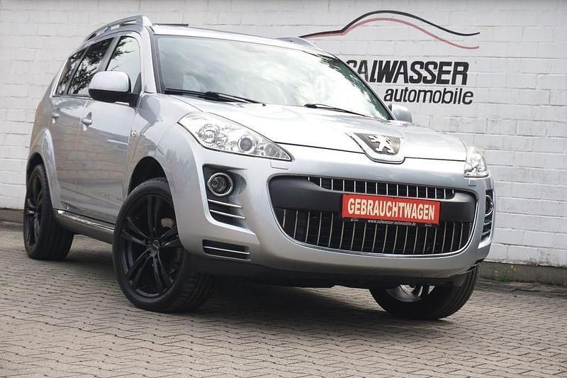 Silber Gebraucht 2011 Peugeot 4007 Platinum SUV | 7.900 € (Etwas zu teuer) - Bild 1/4