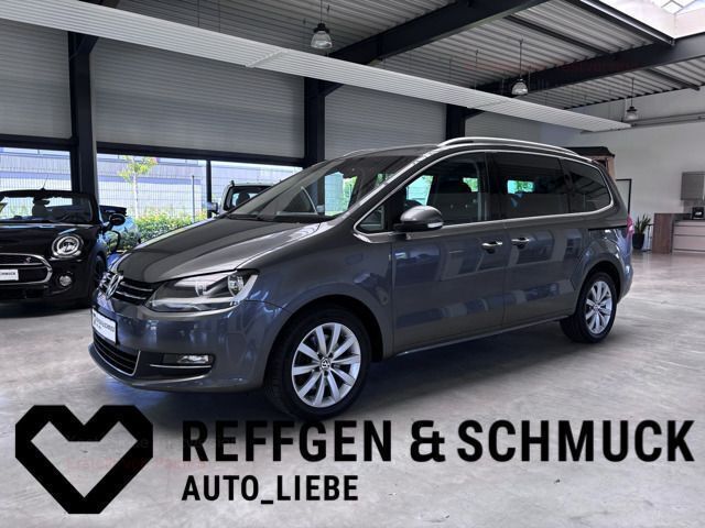 Grau Gebraucht 2013 VW Sharan Highline Van / Kleinbus | 19.770 € (Teuer) - Bild 1/4