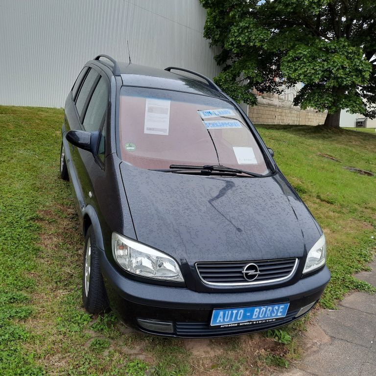 Schwarz Gebraucht 2000 Opel Zafira Elegance Van / Kleinbus | 3.500 € (Teuer) - Bild 1/4