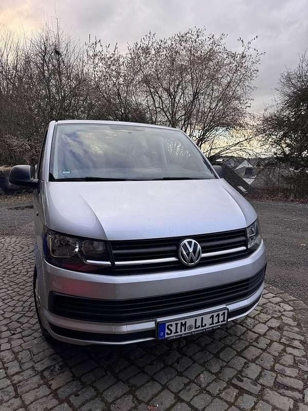 Gebraucht VW T6 Trendline 150 PS (110 kW) 2018 Grau Van