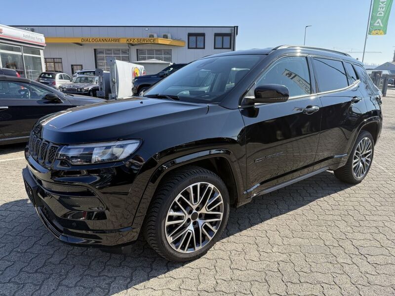 Schwarz Gebraucht 2024 Jeep Compass SUV | 30.990 € (Fairer Preis) - Bild 1/4